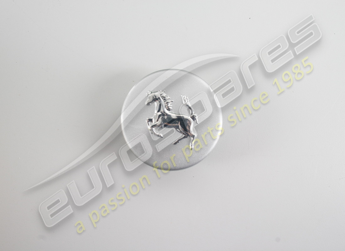 new ferrari wheel centre cap kit (silver). part number 70001467 (2)