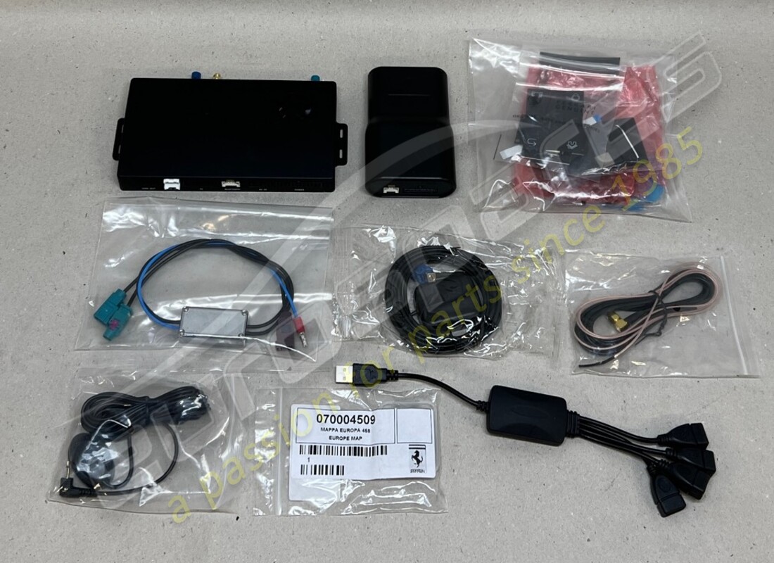new ferrari infotainment kit. part number 70004508 (2)