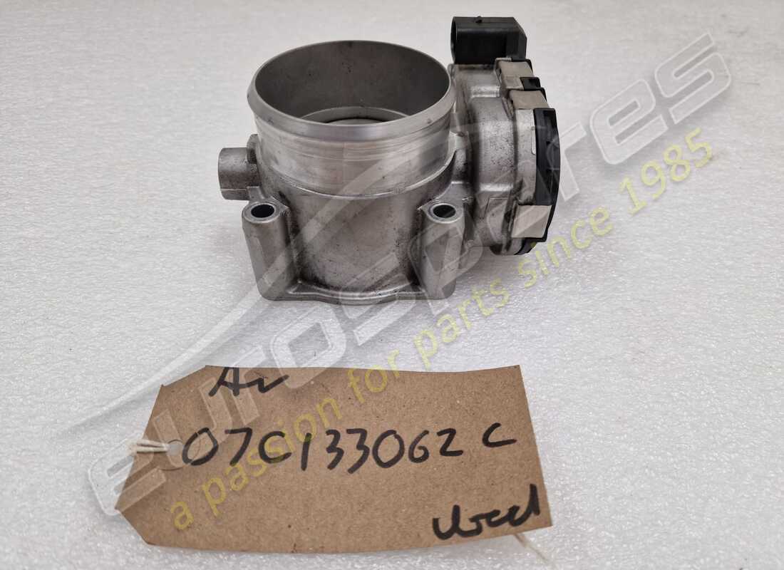 used lamborghini throttle valve. part number 07c133062c (3)