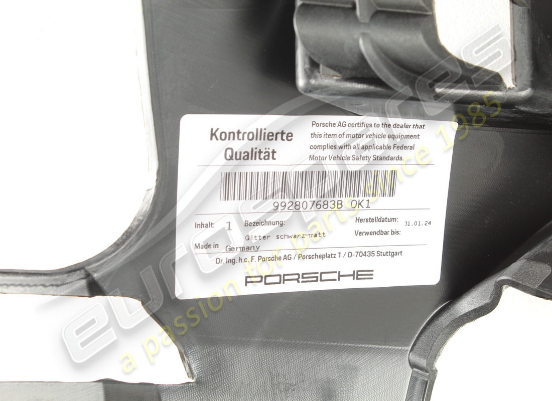 NEW PORSCHE GRILLE MATT BLACK. PART NUMBER 992807683BOK1 (3) new porsche grille matt black. part number 992807683bok1 (3)