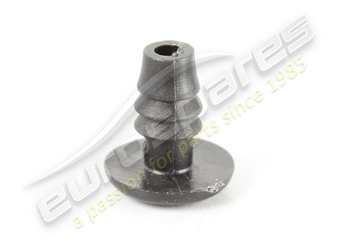 new maserati fastening button. part number 386100307 (1)