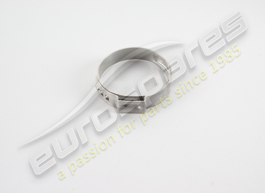 new ferrari collar. part number 13432970 (1)