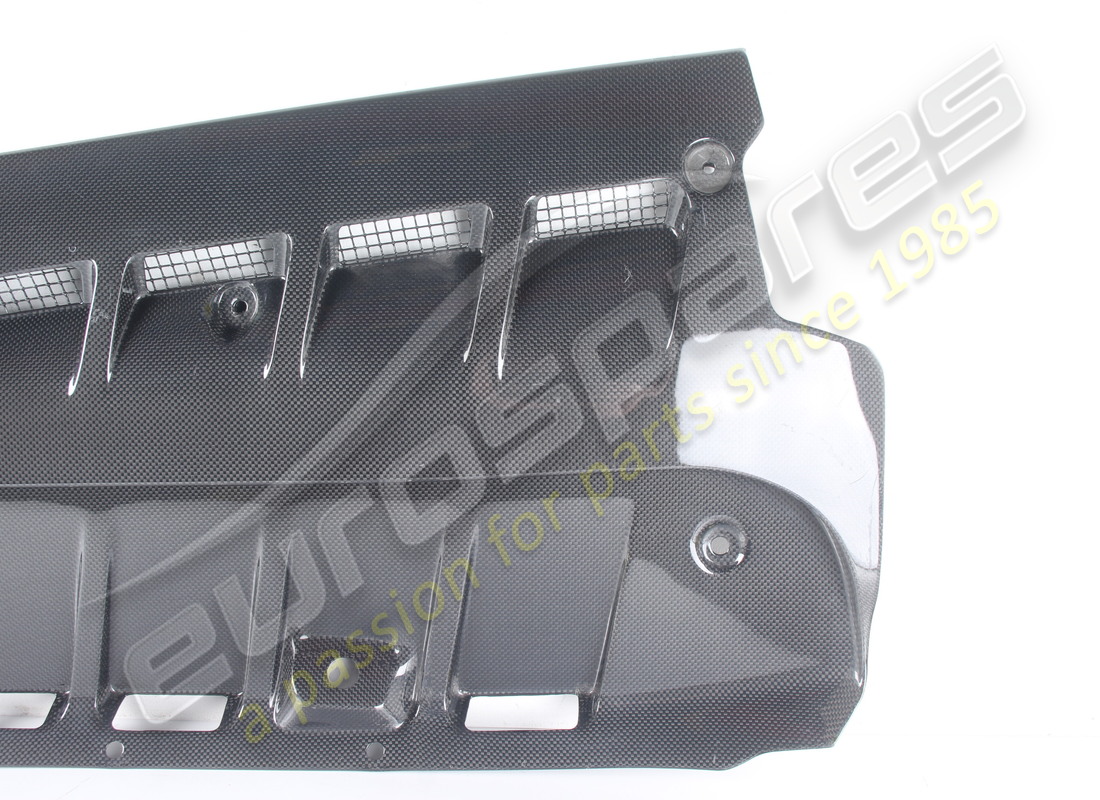 used ferrari rh front panel -carbon pan. part number 68600800 (3)