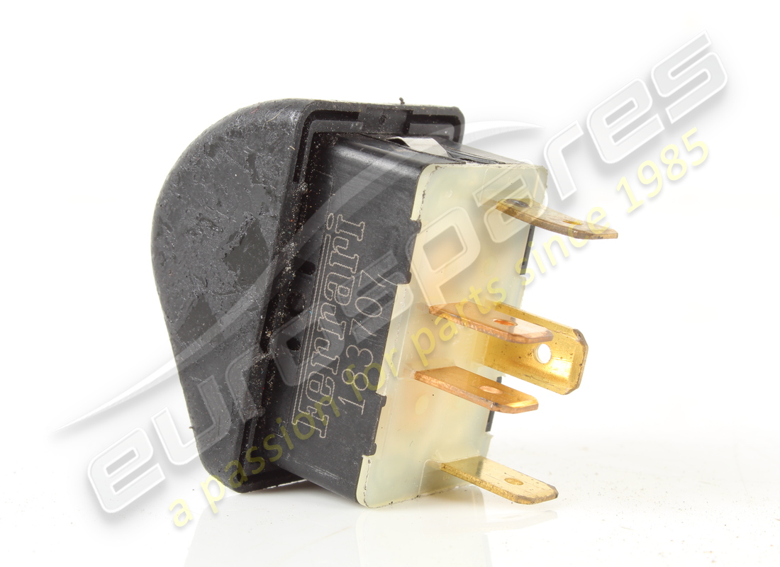 used ferrari glove box opening push butto. part number 183707 (4)
