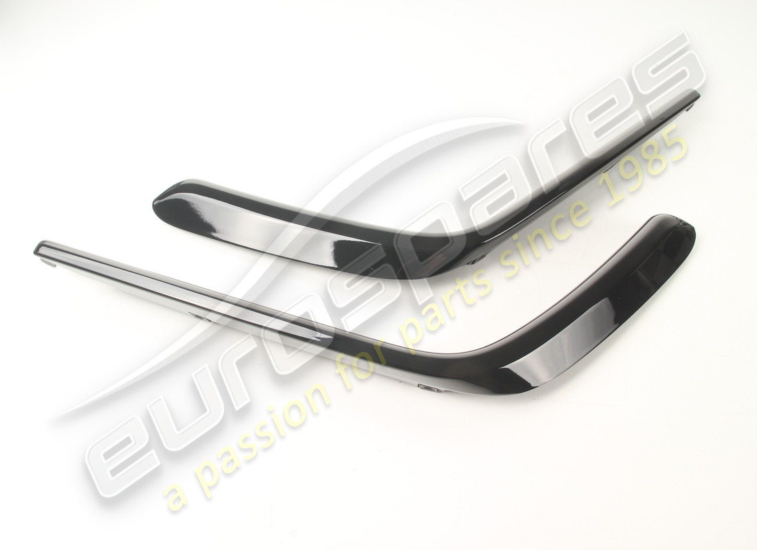 new maserati bumper mouldings. part number 673008253 (2)