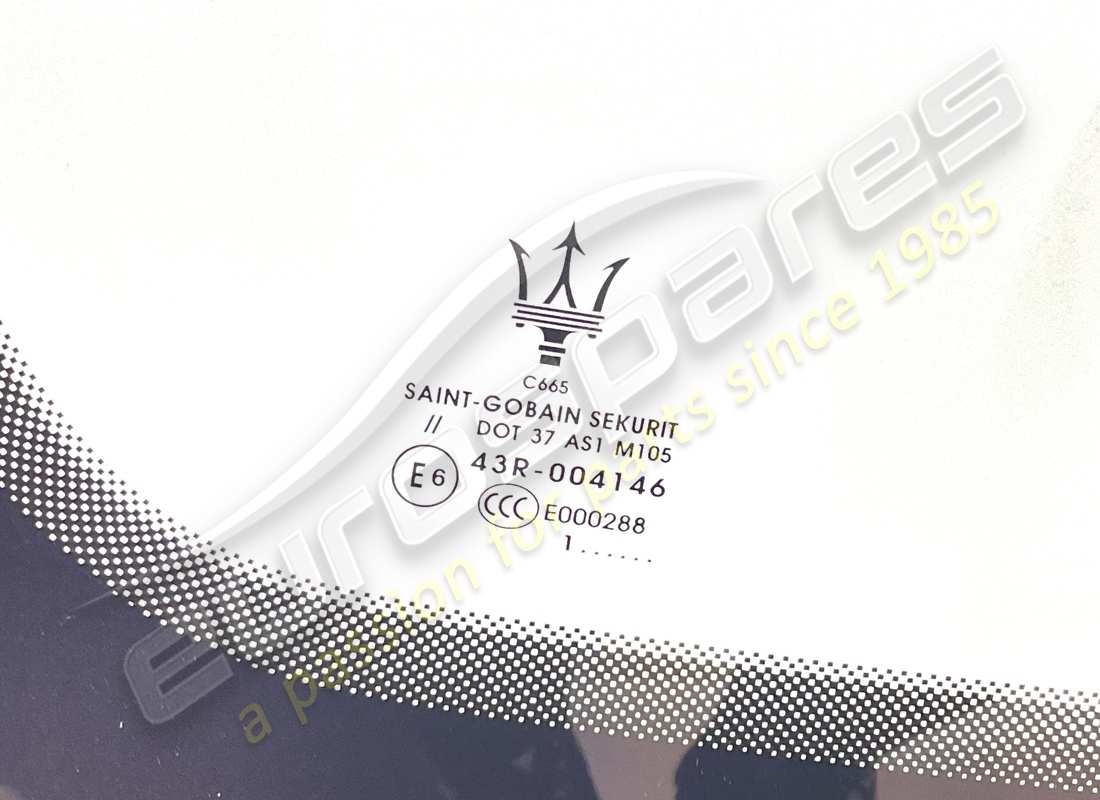new maserati front windscreen glass. part number 673003587 (2)