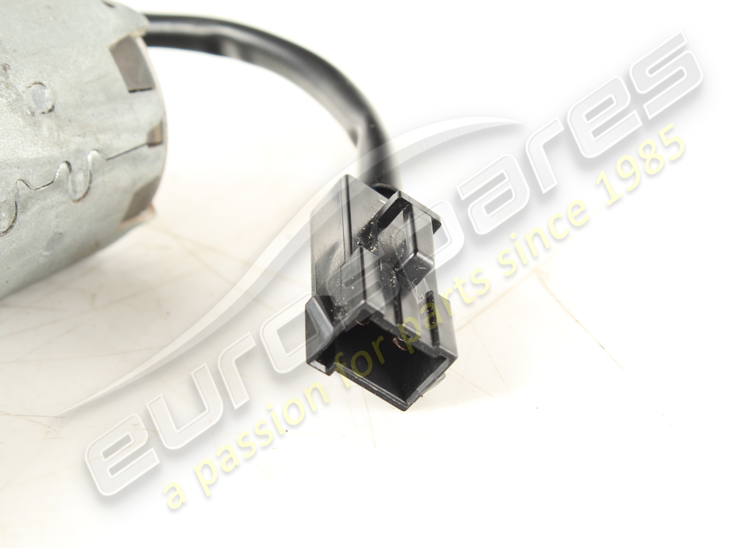 used maserati seat back adjustment motor. part number 386900402 (3)