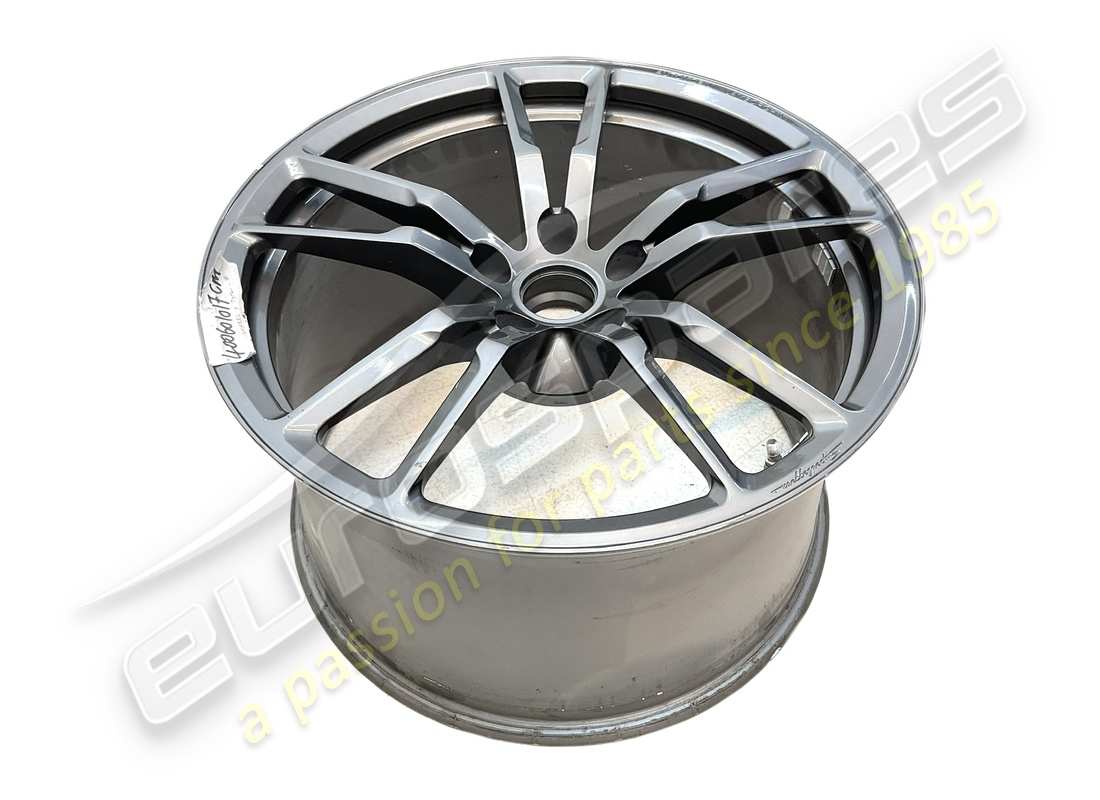 used lamborghini rear wheel (scorpius). part number 400601017cm (3)