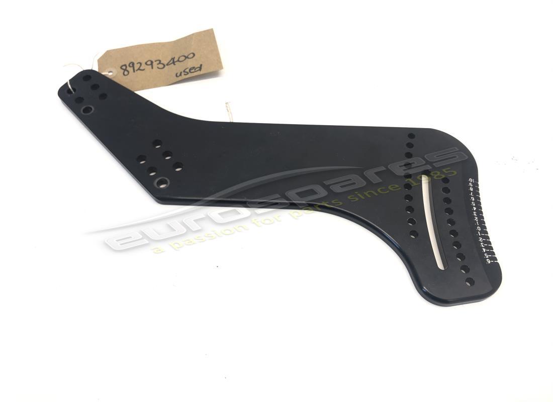 USED Ferrari RH WING MOUNT ASSEMBLY . PART NUMBER 89293400 (1)