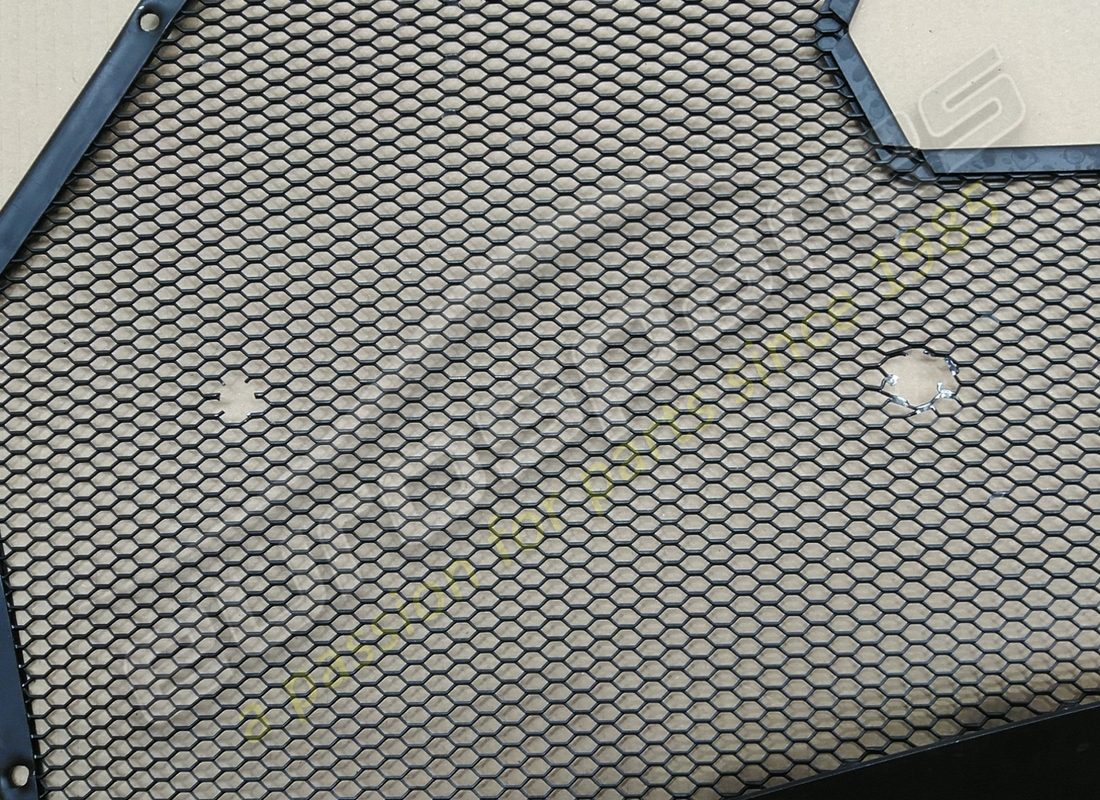 damaged lamborghini cover. part number 470103786l (3)