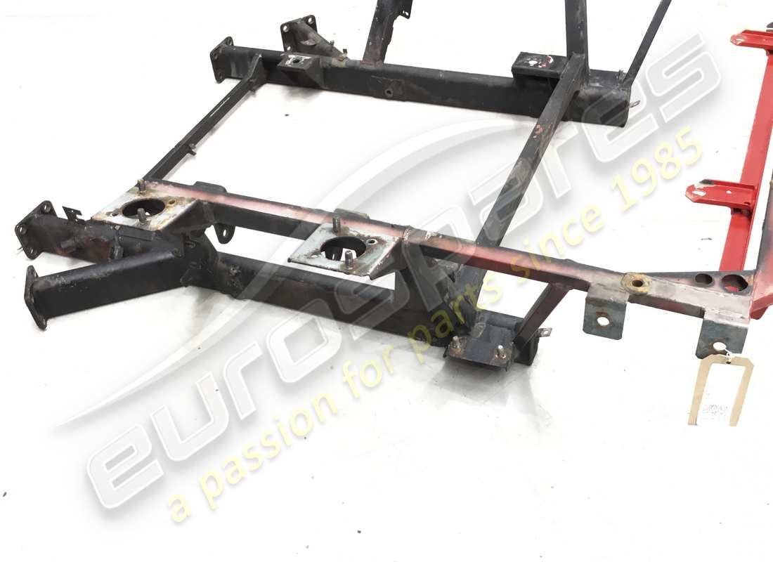 used ferrari engine chassis frame lhd part number 124576 (3)