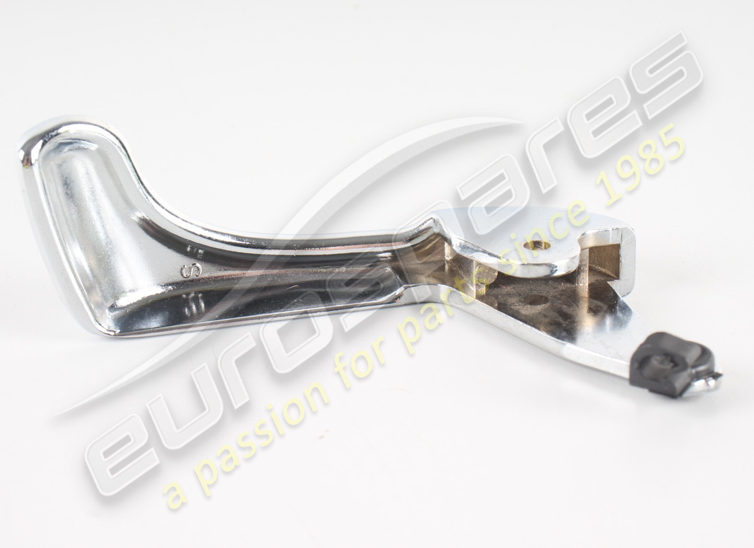 new maserati lh door internal handle. part number 374530147 (3)