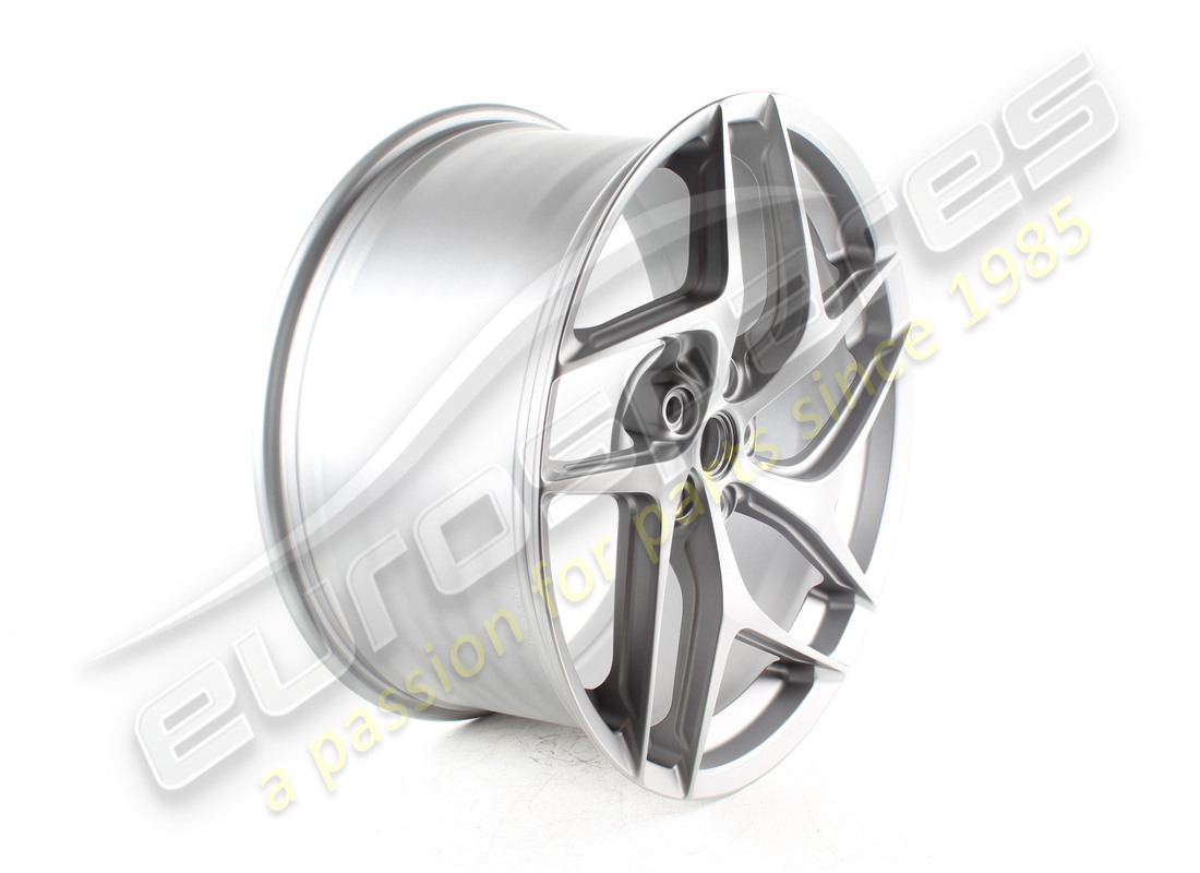 reconditioned ferrari rh front wheel. part number 334487 (2)