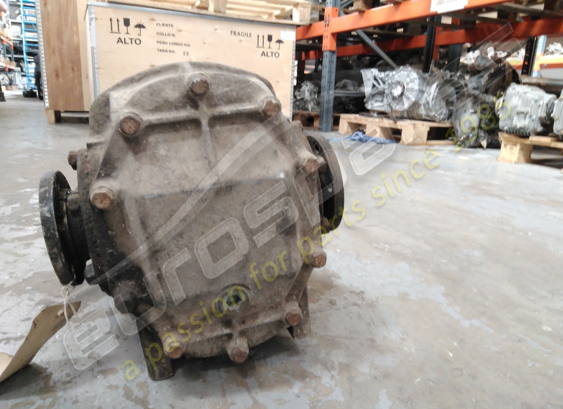 used ferrari differential casing complete. part number 130589 (5)