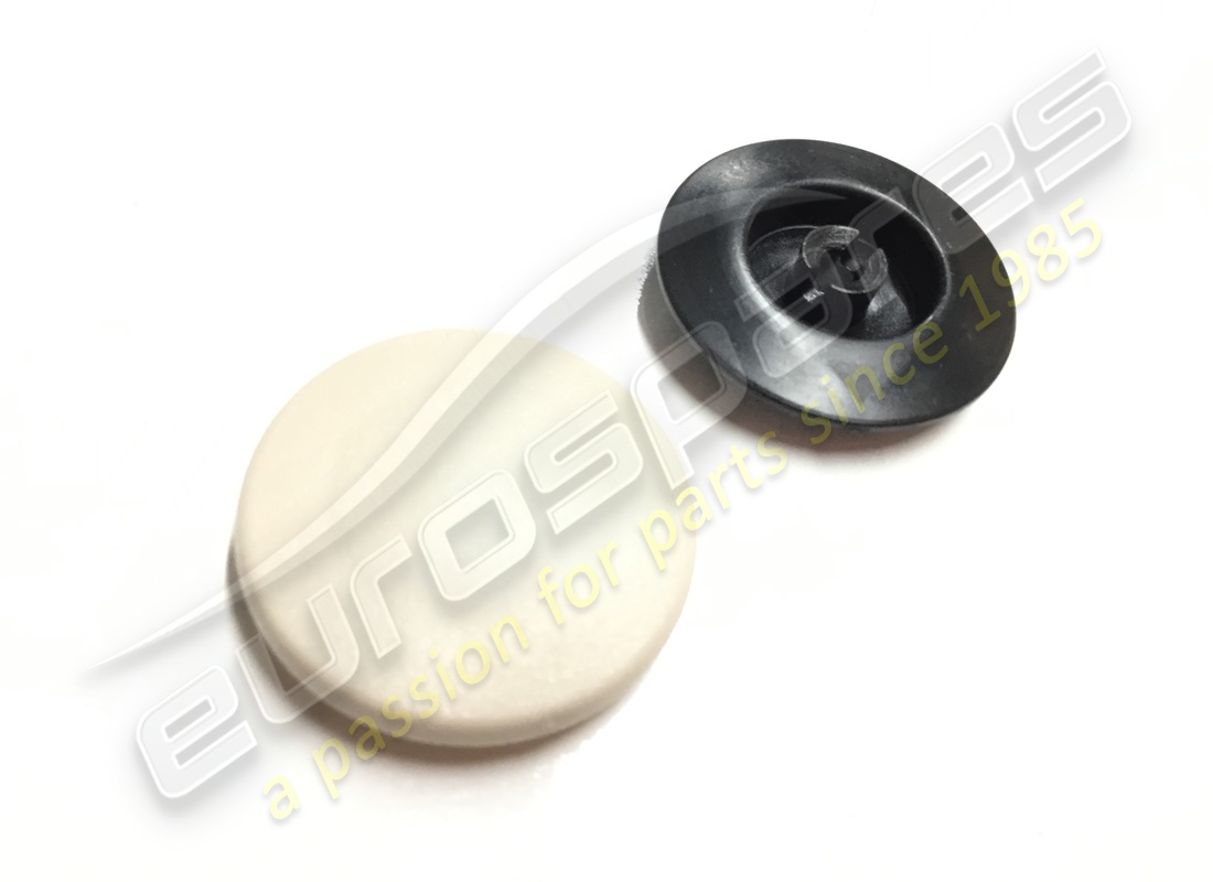 new maserati mats kit fasteners sabbia. part number 673002897 (1)