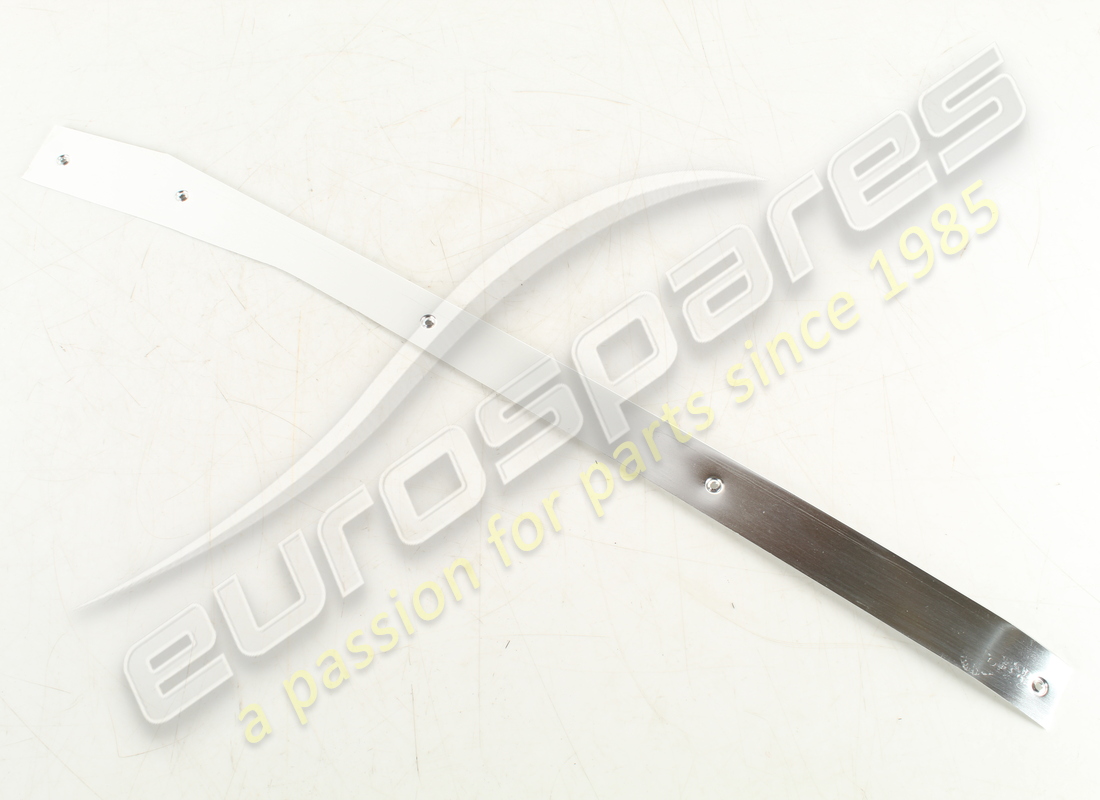 new ferrari rh gutter moulding. part number 2514422008 (1)