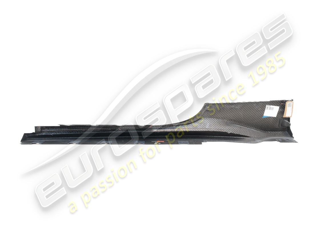 new ferrari complete rh underdoor trim. part number 766048 (3)