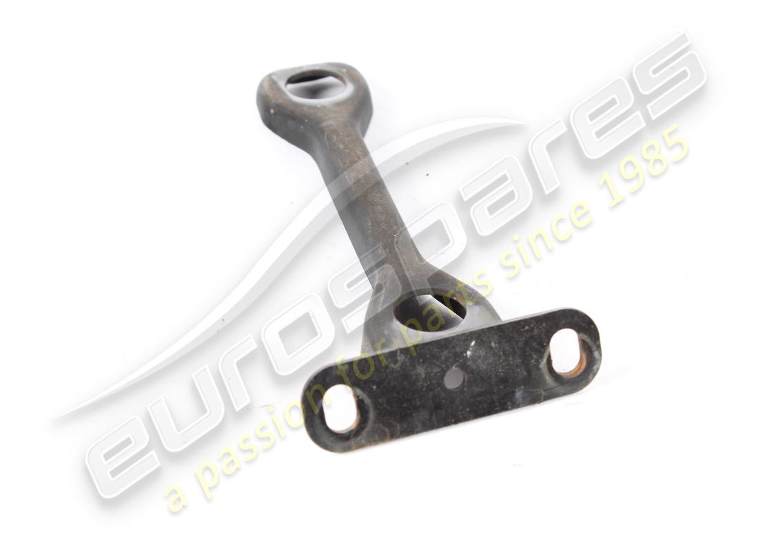 USED FERRARI UPPER RH BRACKET. PART NUMBER 82806900 (2) used ferrari upper rh bracket. part number 82806900 (2)