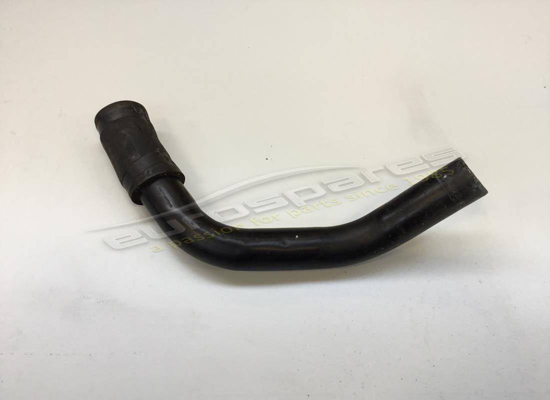 USED Maserati RUBBER HOSE FROM NOURICE . PART NUMBER 384000318 (1)