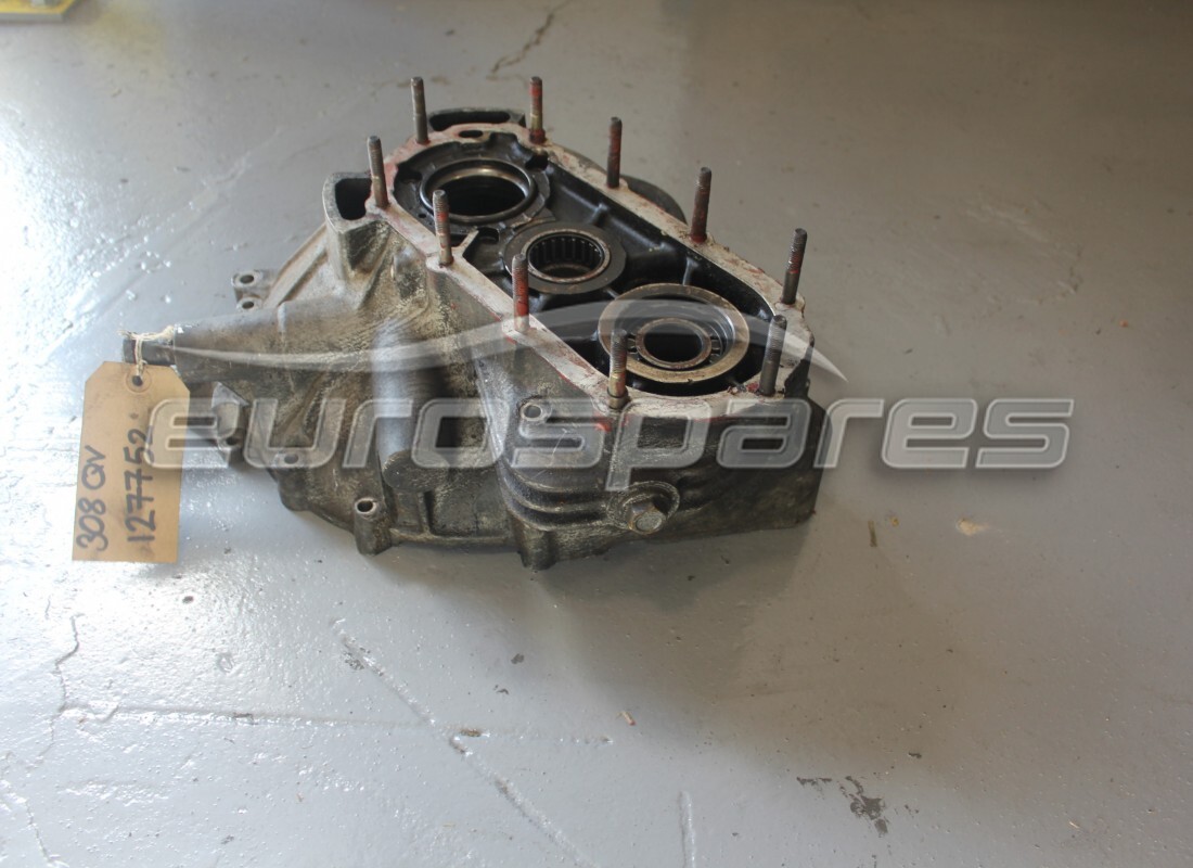 USED Ferrari CLUTCH HOUSING COMPLETE . PART NUMBER 127752 (1)