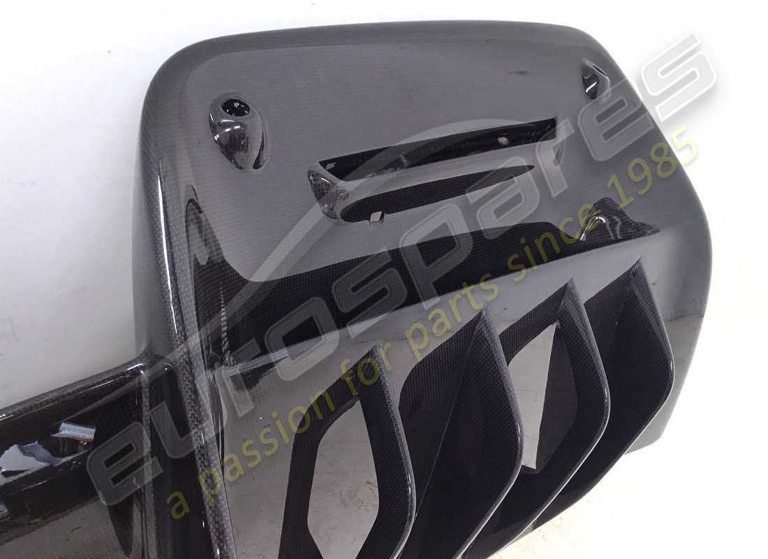 used ferrari complete aerodynamic extractor. part number 872798 (4)