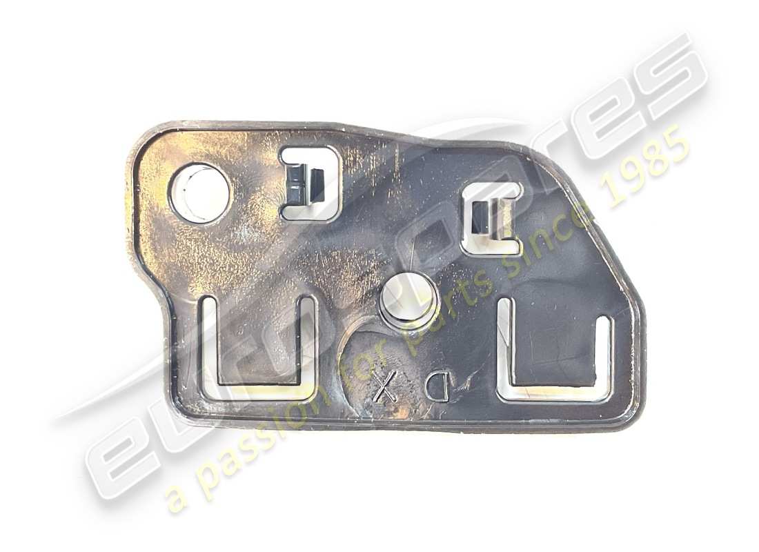 new maserati rh lateral bracket. part number 670004442 (1)