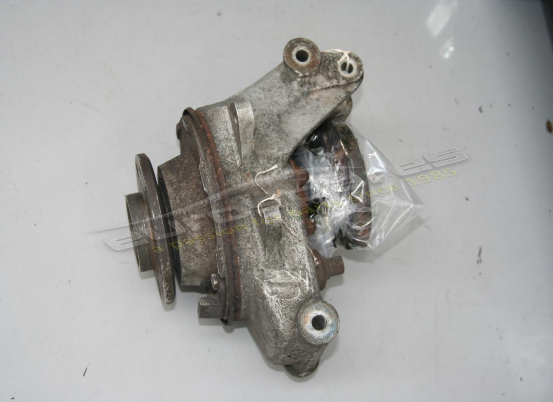 USED Ferrari LH REAR HUB HOLDER . PART NUMBER 136272 (1)