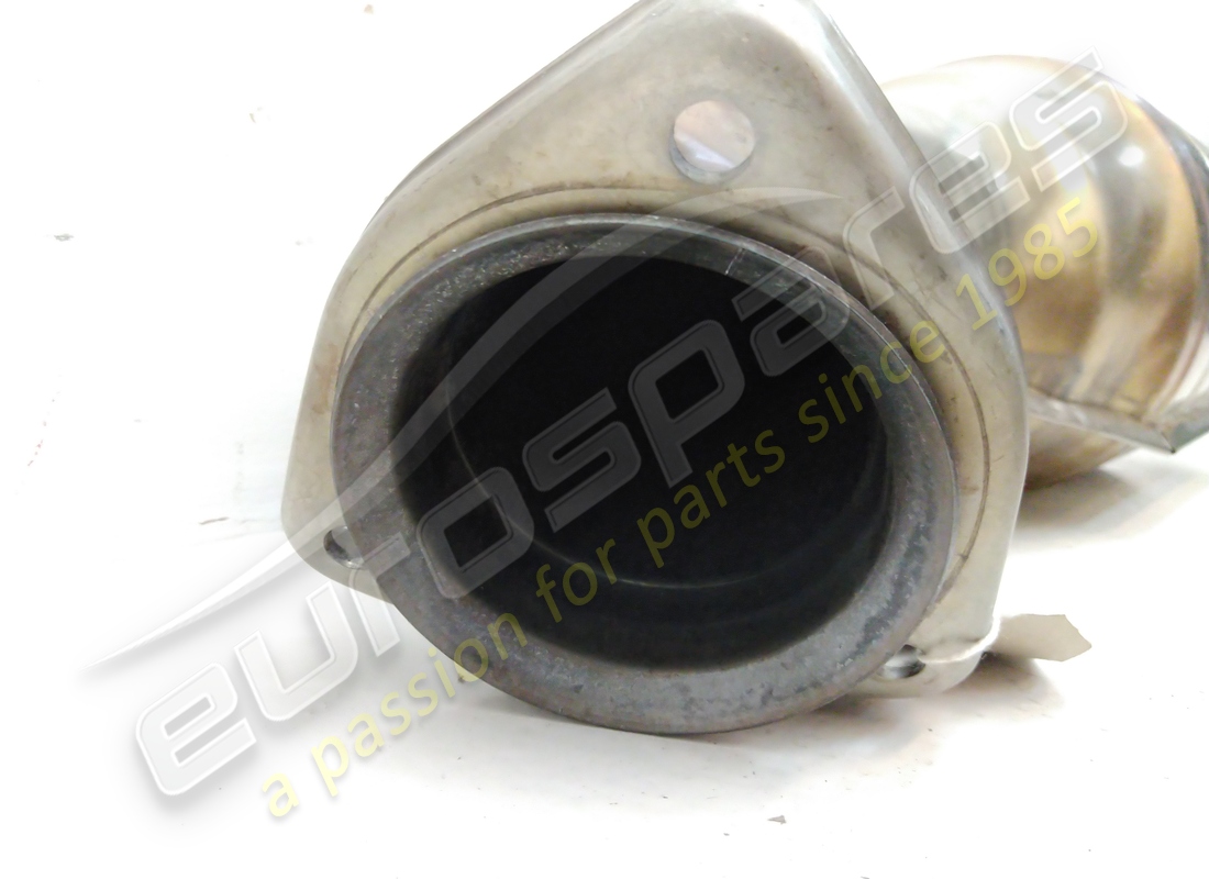 new ferrari rh catalyst. part number 216241 (2)