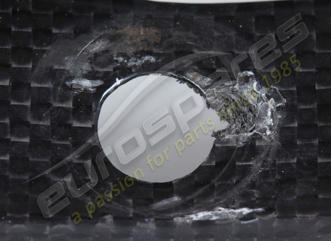 used ferrari rh front panel -carbon pan. part number 68600800 (10)