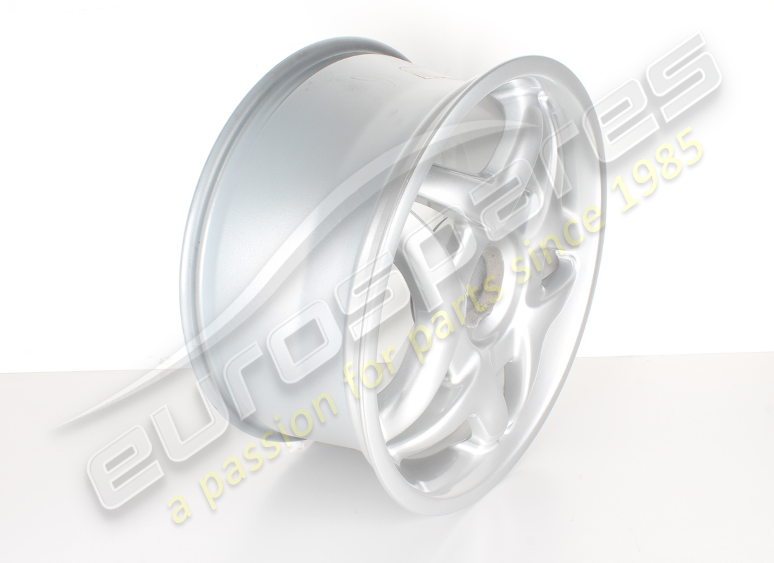 reconditioned ferrari front road wheel 8.5x18. part number 162948 (3)