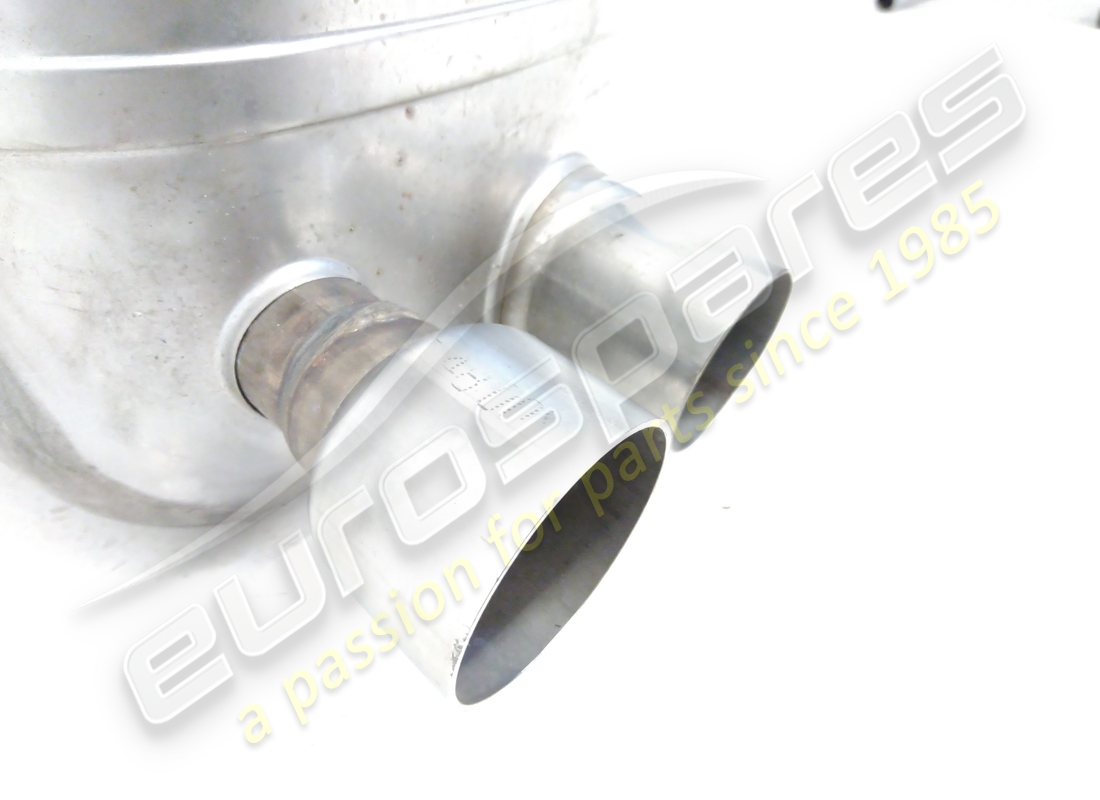 new ferrari lh rear silencer. part number 253353 (2)