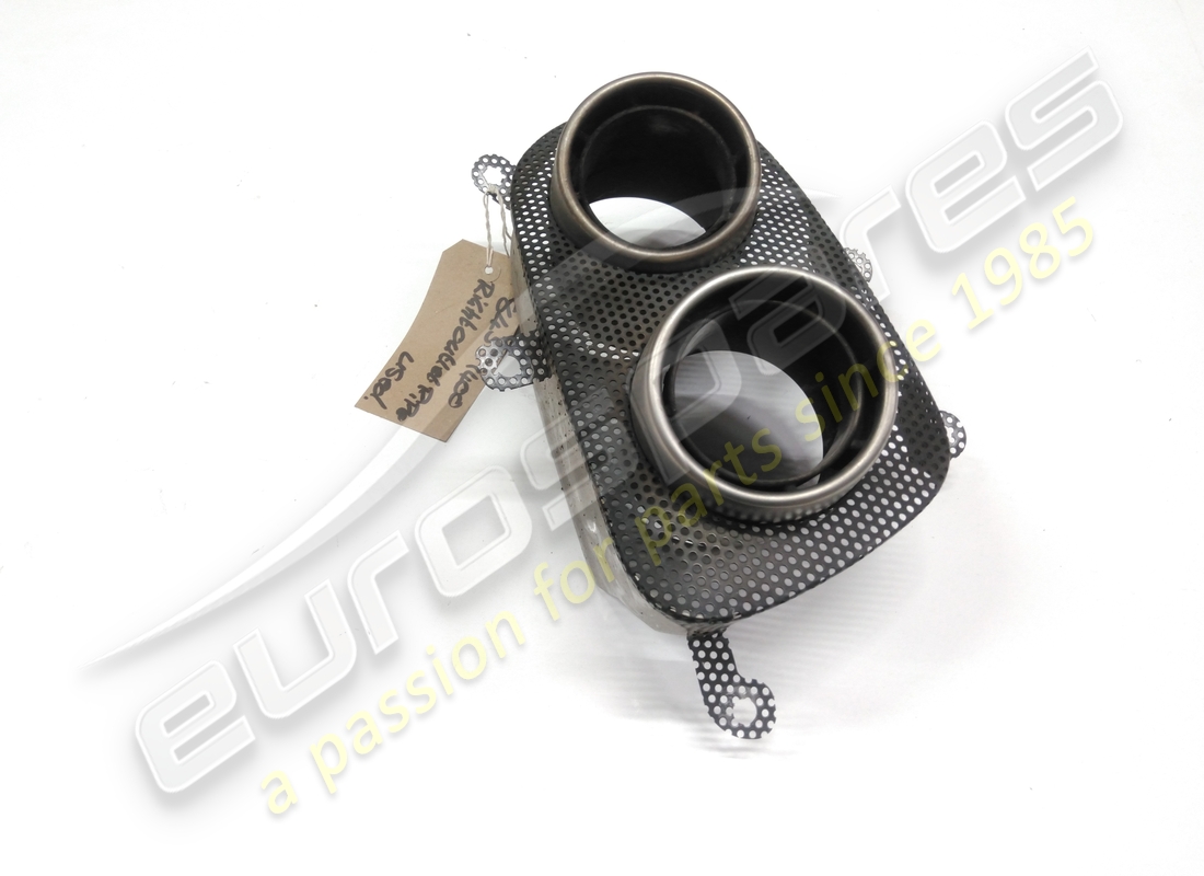 used ferrari grille with rh tailpipes. part number 84359400 (5)