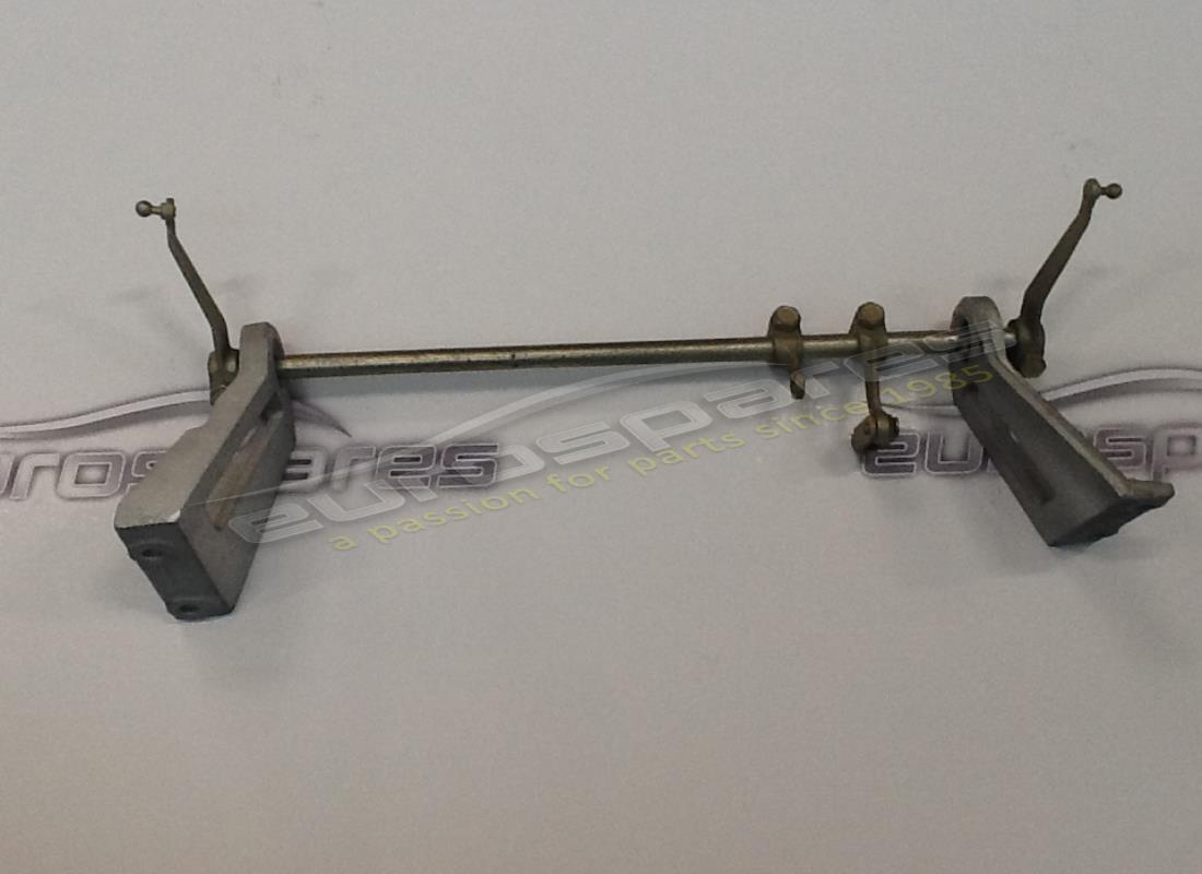 USED Ferrari COMPLETE THROTTLE SHAFT MECHANISM . PART NUMBER 109244A (1)