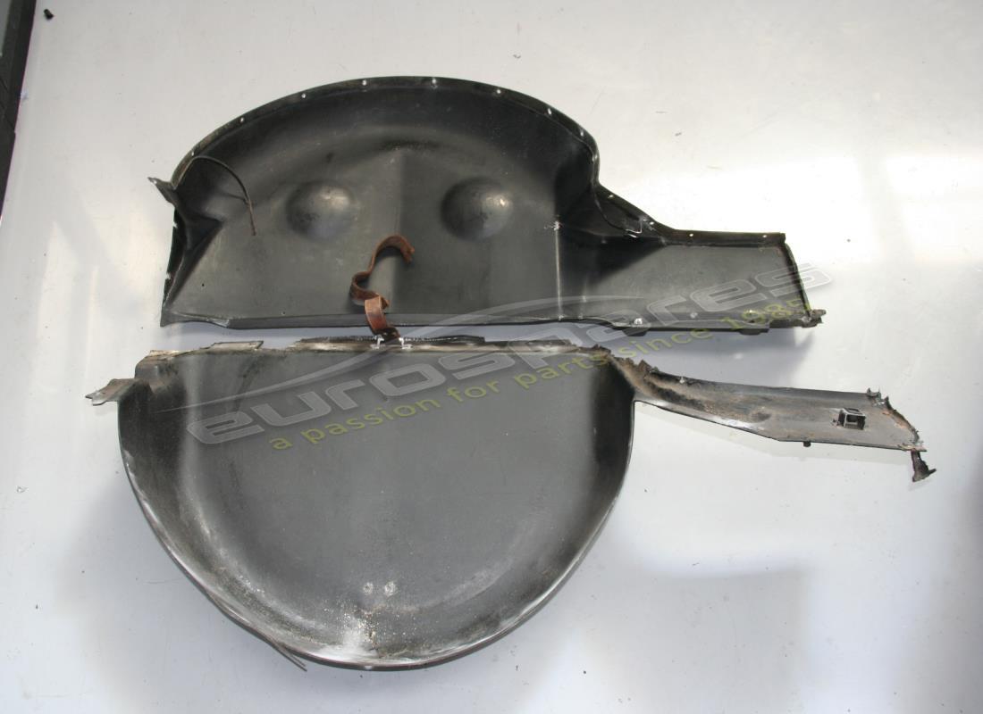 USED Ferrari SPARE WHEEL HOLDER RHD . PART NUMBER 60950100 (1)