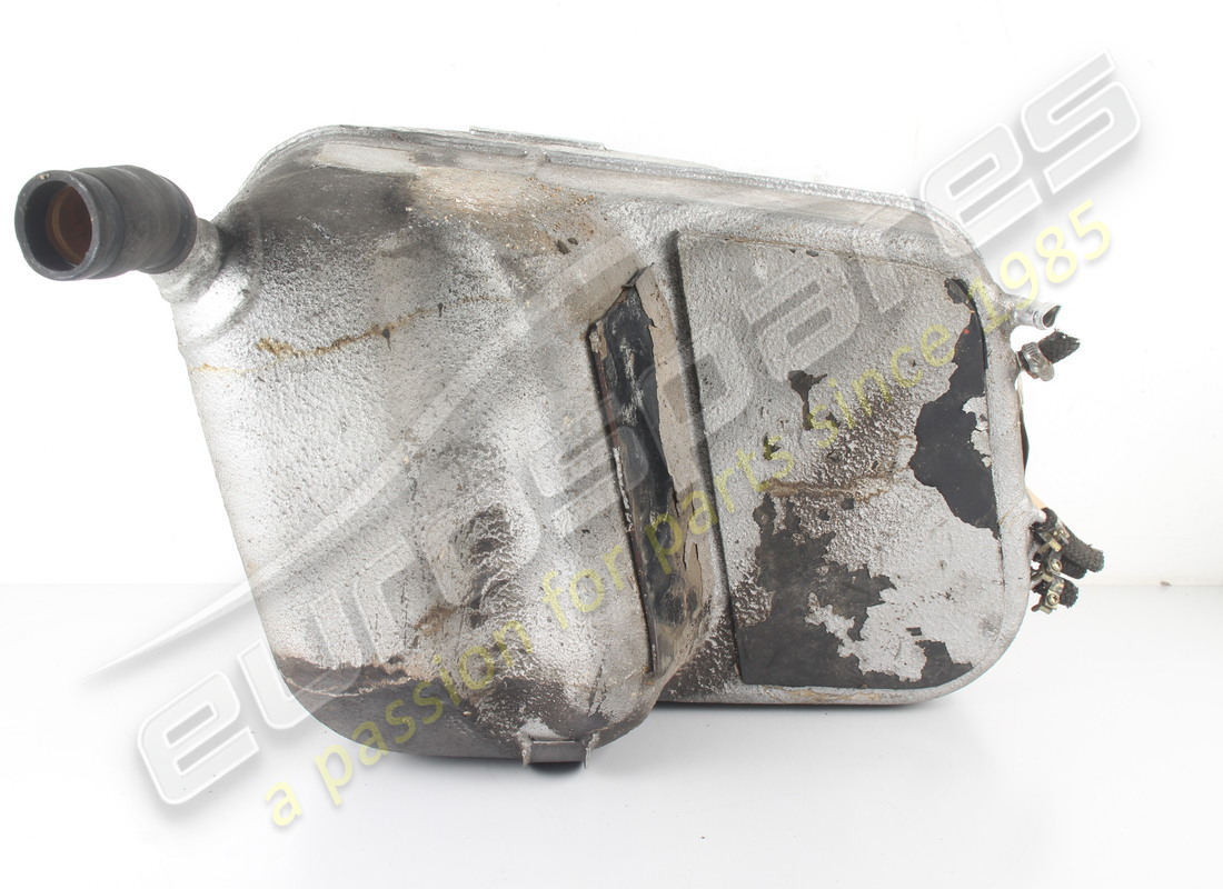 USED Ferrari RH FUEL TANK . PART NUMBER 114605 (1)
