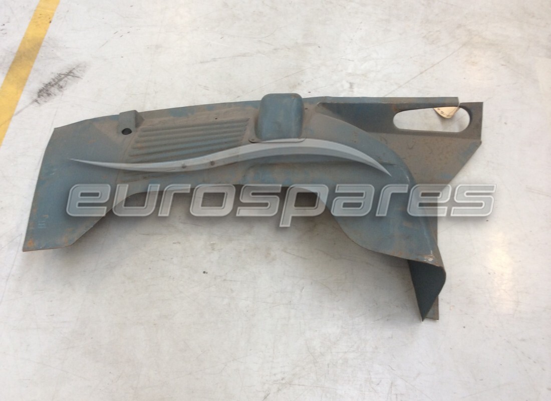 new ferrari rh cover complete. part number 2511315007 (1)