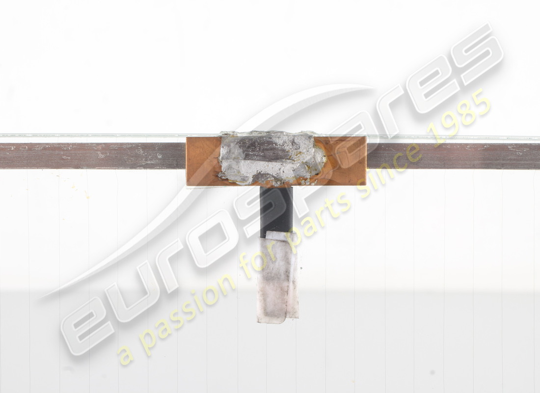 new ferrari rear window glass. part number 62080000 (2)