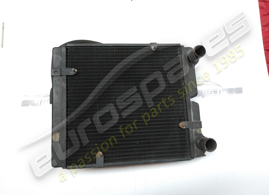 used lamborghini lh radiator. part number 001728845 (2)