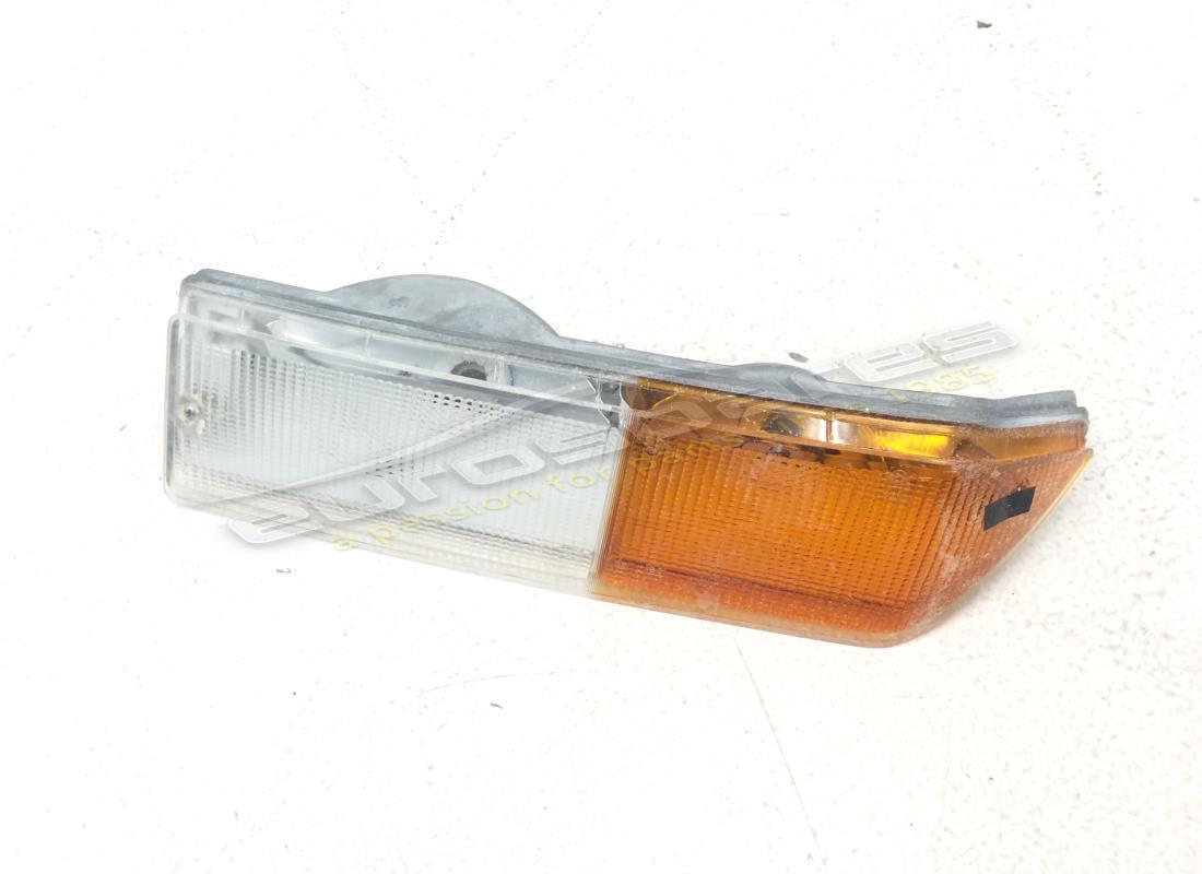 new ferrari lh front indicator lamp. part number 2558317100 (1)