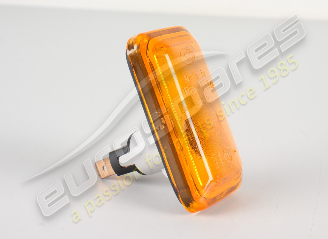 new porsche turn signal repeater - yellow - d - mj 1981>>. part number 4a0949101 (2)