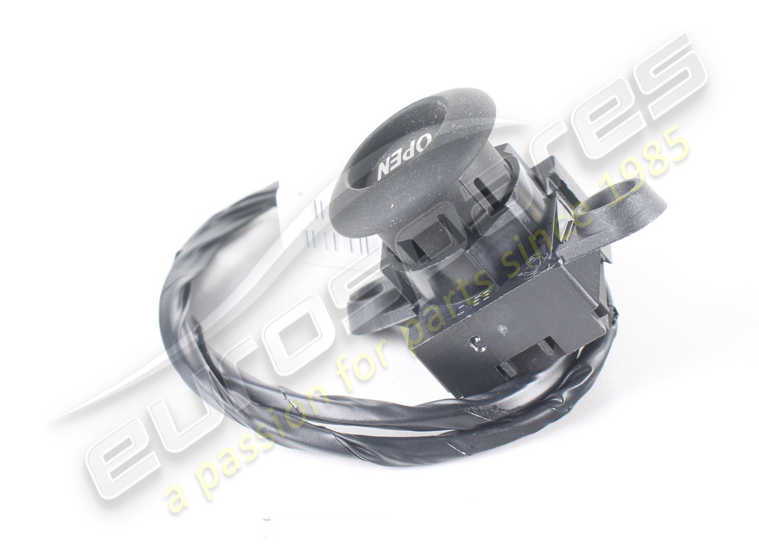 new maserati glove compt. opening switch. part number 188251 (2)