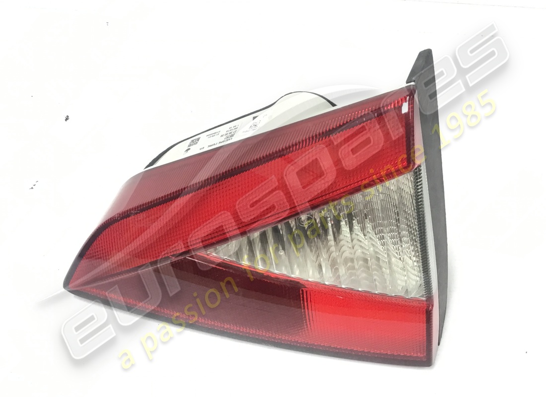used maserati rh rear light mobile side. part number 285757 (1)