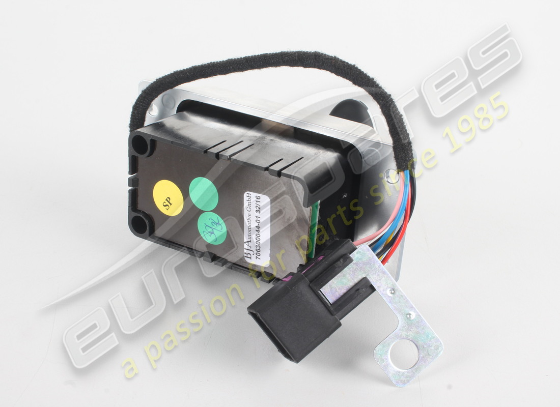 new maserati reverse control panel. part number 237393 (2)
