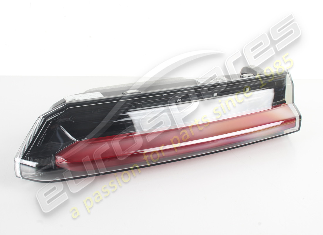new lamborghini side marker refl. part number 4ml945072c (1)