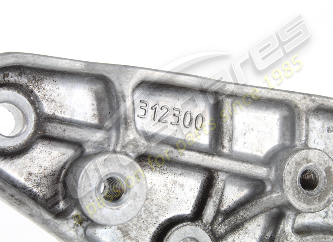 used ferrari rear mount. part number 312300 (2)
