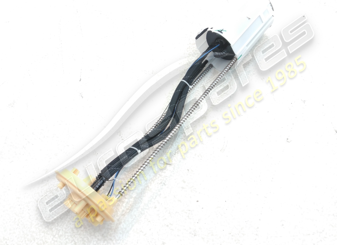 NEW BOSCH RH COMPLETE FUEL PUMP. PART NUMBER 239811 (2) new bosch rh complete fuel pump. part number 239811 (2)