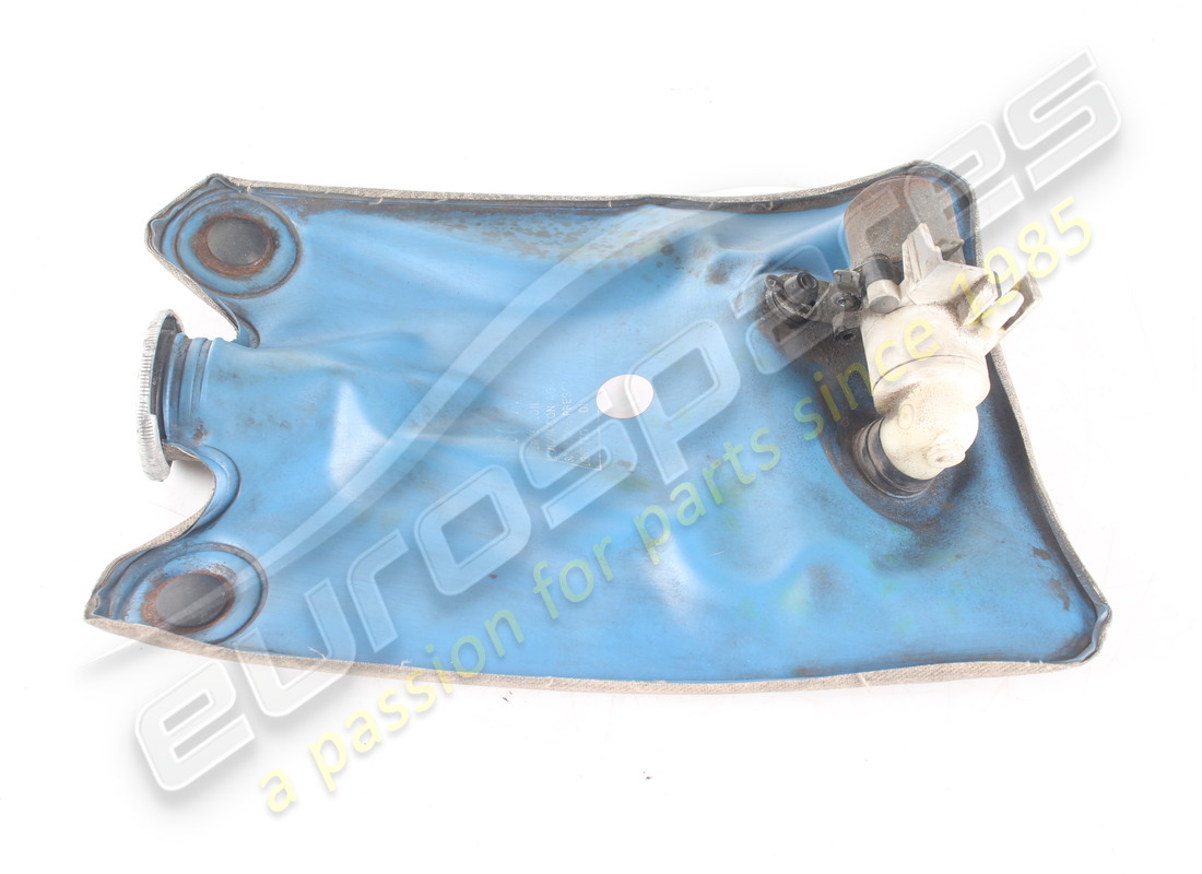 used ferrari windscreen washer bag with pump. part number 101563 (3)