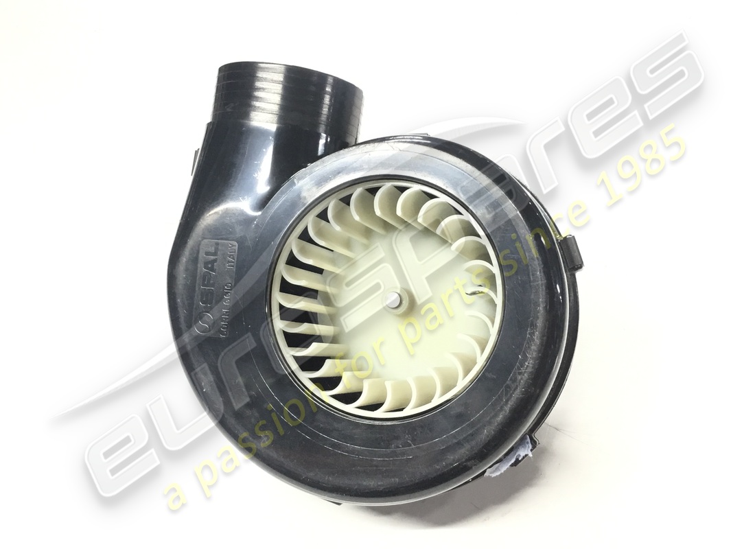 new ferrari lh electric heater blower (white fan). part number 60091709 (2)