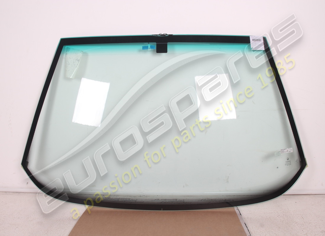 NEW Lamborghini WINDSCREEN . PART NUMBER 009915106 (1)