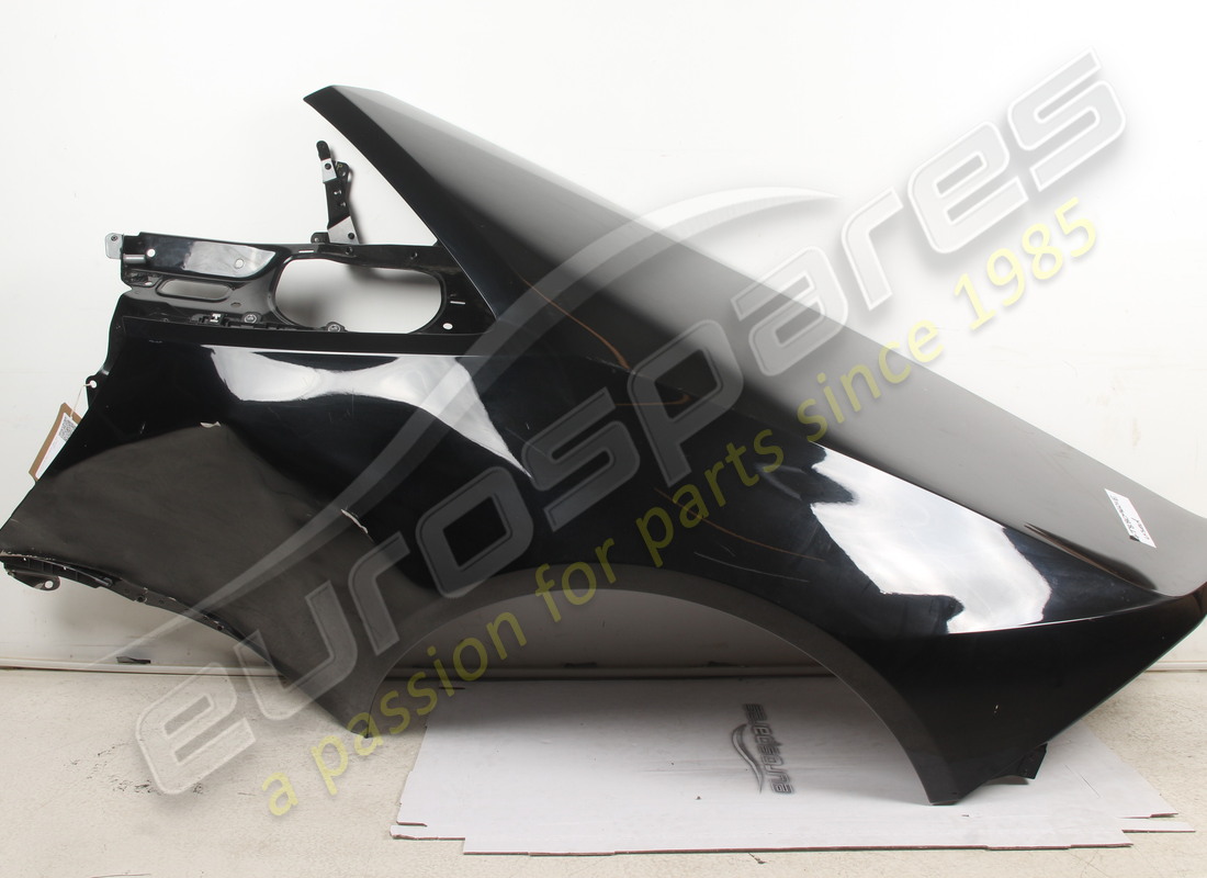 used lamborghini lh rear fender. part number 4t8809601e (1)